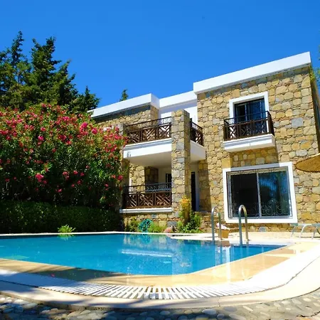 Derekoy Salmakis Vila